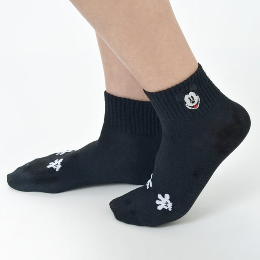 Mickey Socken mit kurzer Gesichtsstickerei Schwarz 36-39 Japan Disney Store