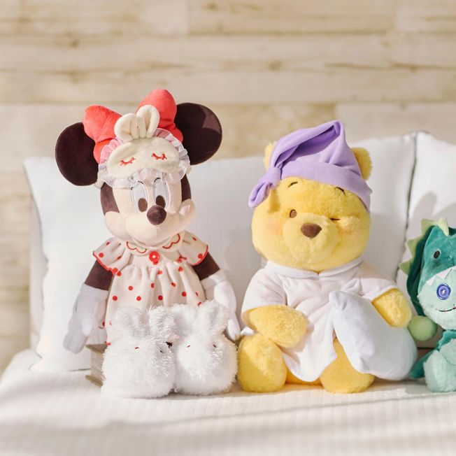 Disney Store - Winnie the Pooh Plüschtier - Schlafanzug-Stil Japan Disney Store