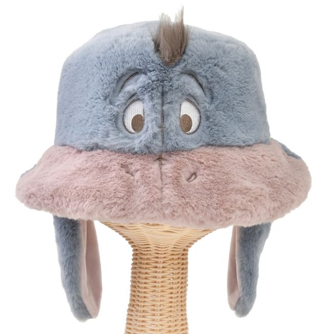 I-Ah Hut WINTER PARK FASHION Japan Disney Store