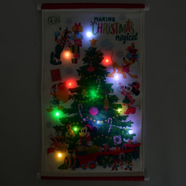 Mickey & Friends Tapestry mit Beleuchtung Disney Weihnachten Japan Disney Store