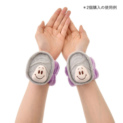 Young Oyster Handgelenkband Handtuch Japan Disney Store