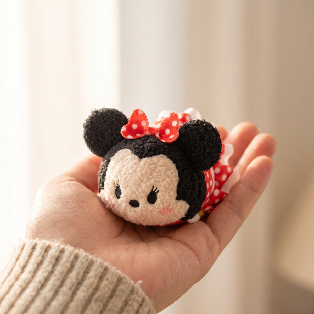 Tsum Tsum Minnie Mini (S) – Hände