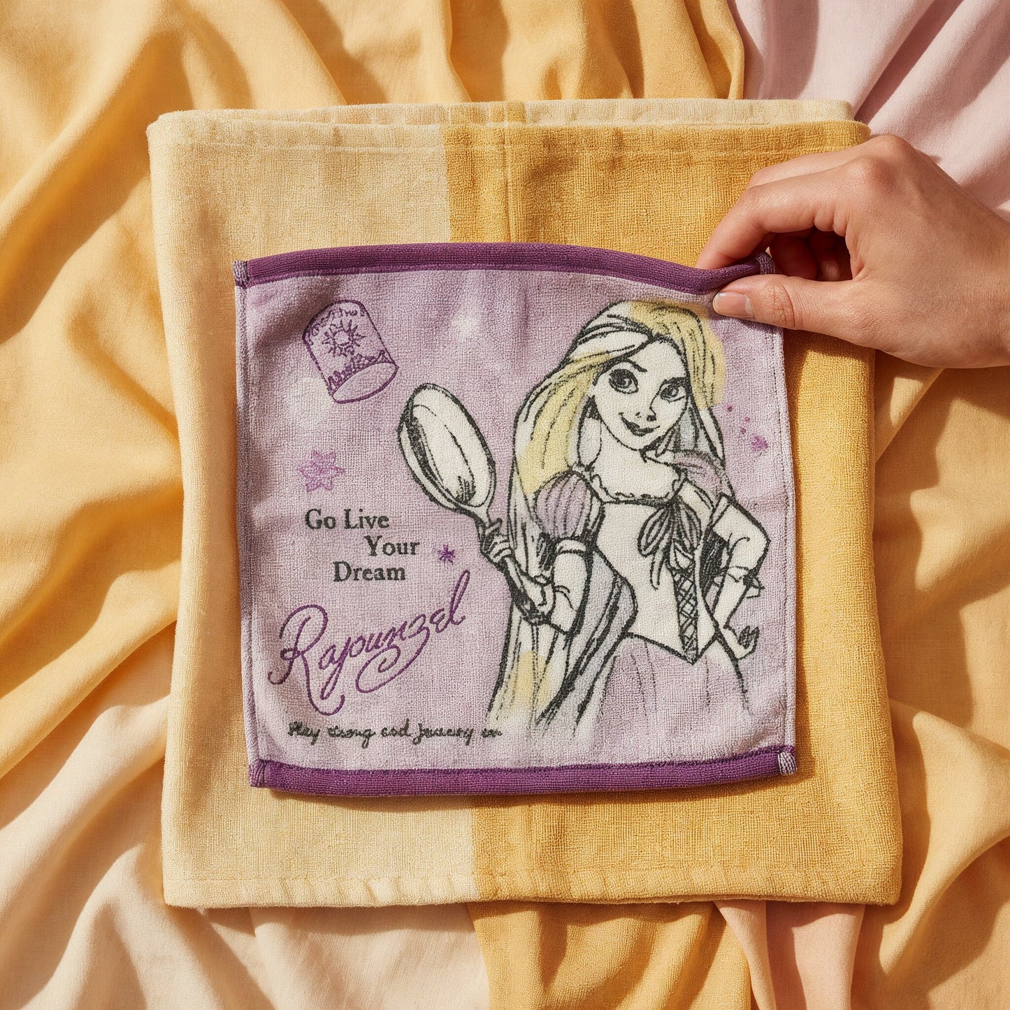 Rapunzel on the Tower Rapunzel Mini Towel Mellow Dream