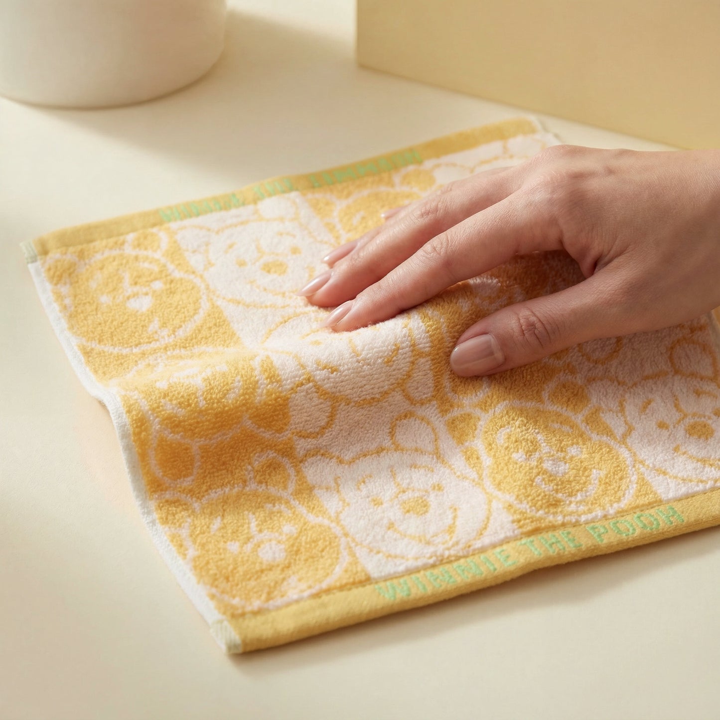 Winnie the Pooh Washcloth Pooh/Face